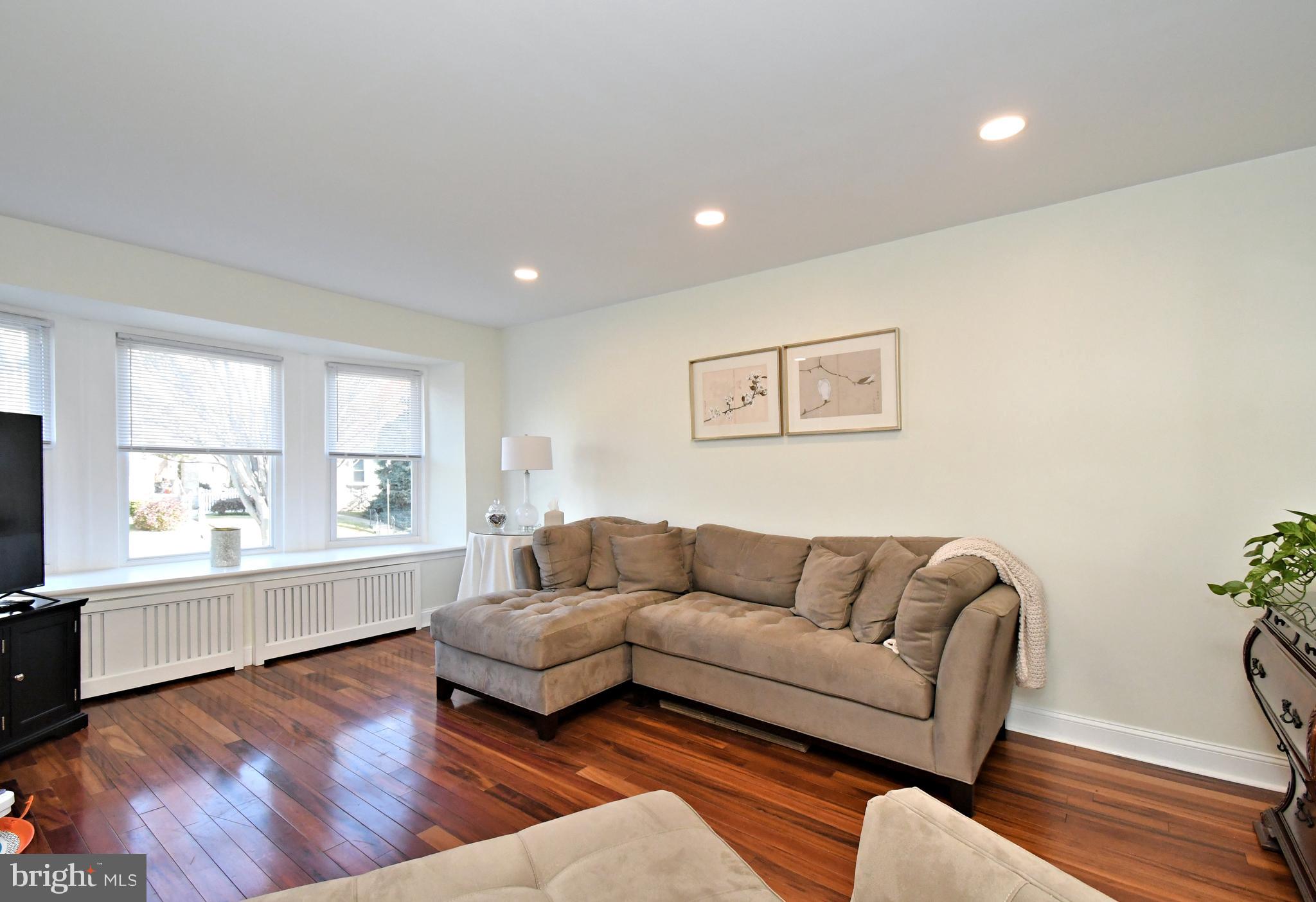 BURHOLME - Residential