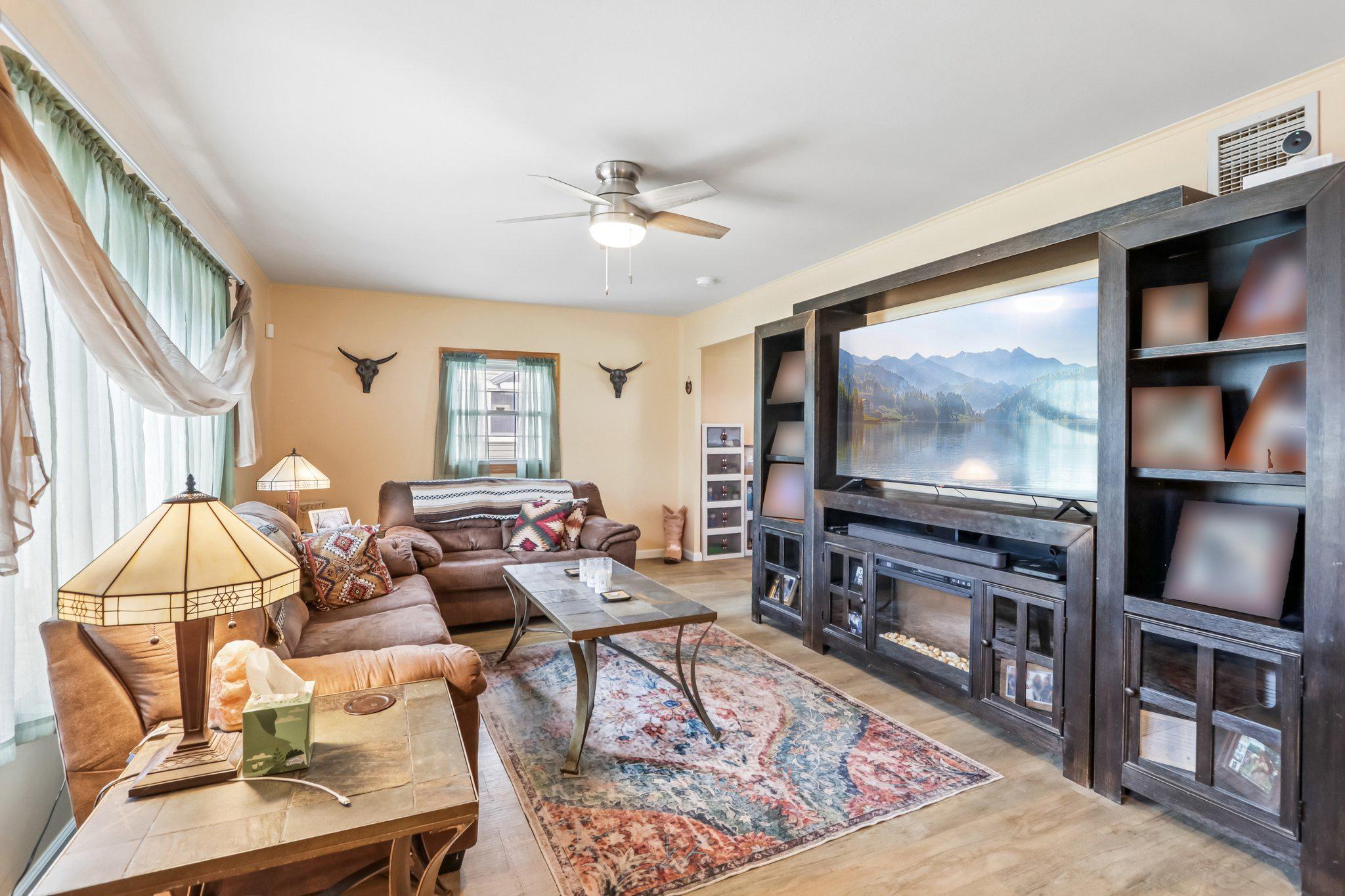 FAIRLESS HILLS - Residential