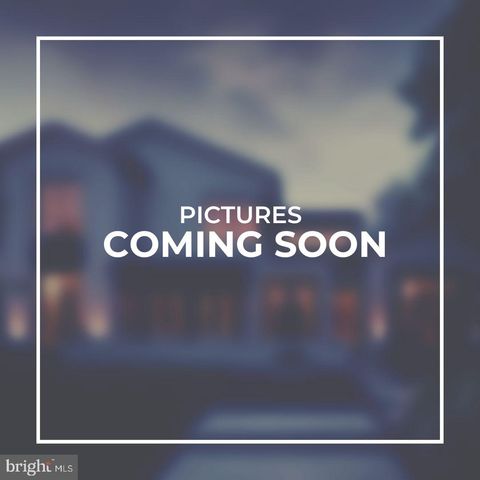 Photo of 248 N Oxford Valley Road, FAIRLESS HILLS, PA 19030 (MLS # PABU2119276)