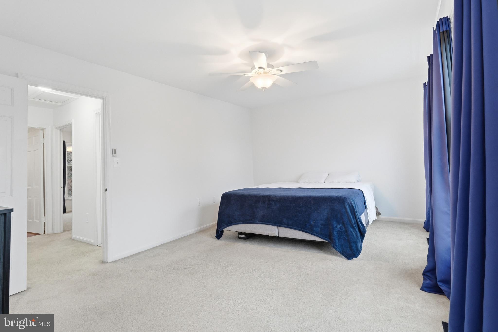 GEORGETOWN HOUSES - Residential