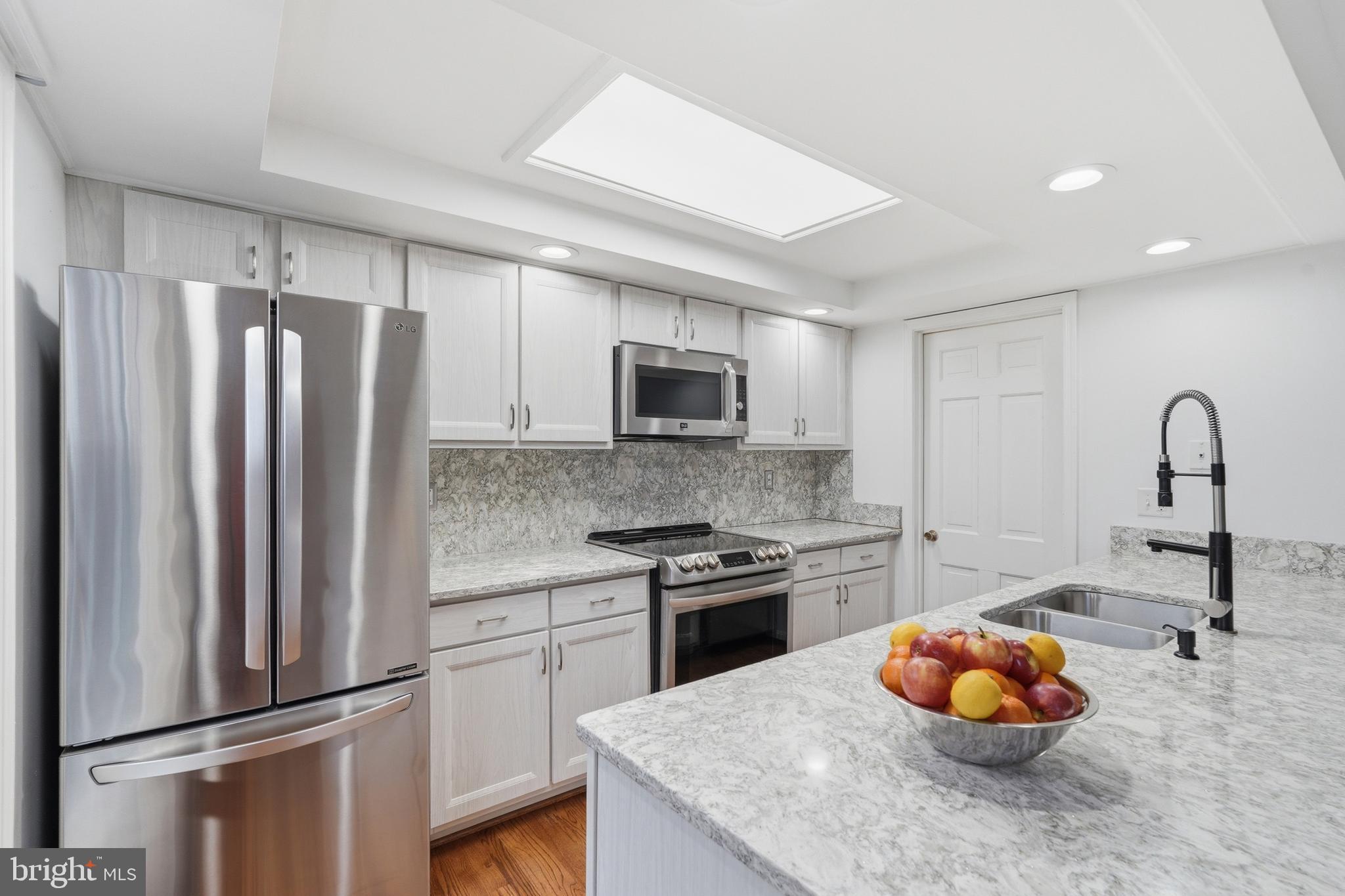 GEORGETOWN HOUSES - Residential