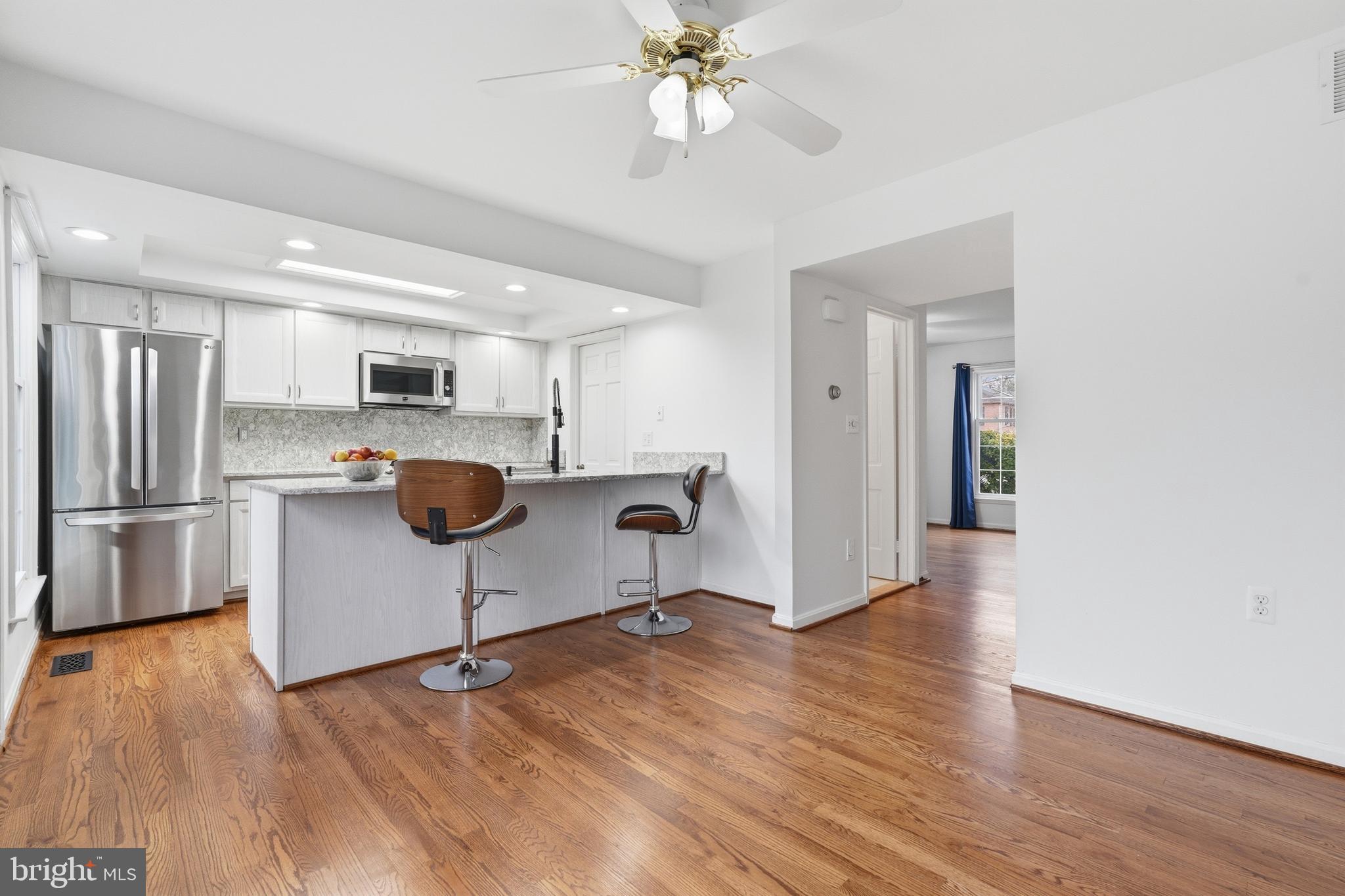 GEORGETOWN HOUSES - Residential