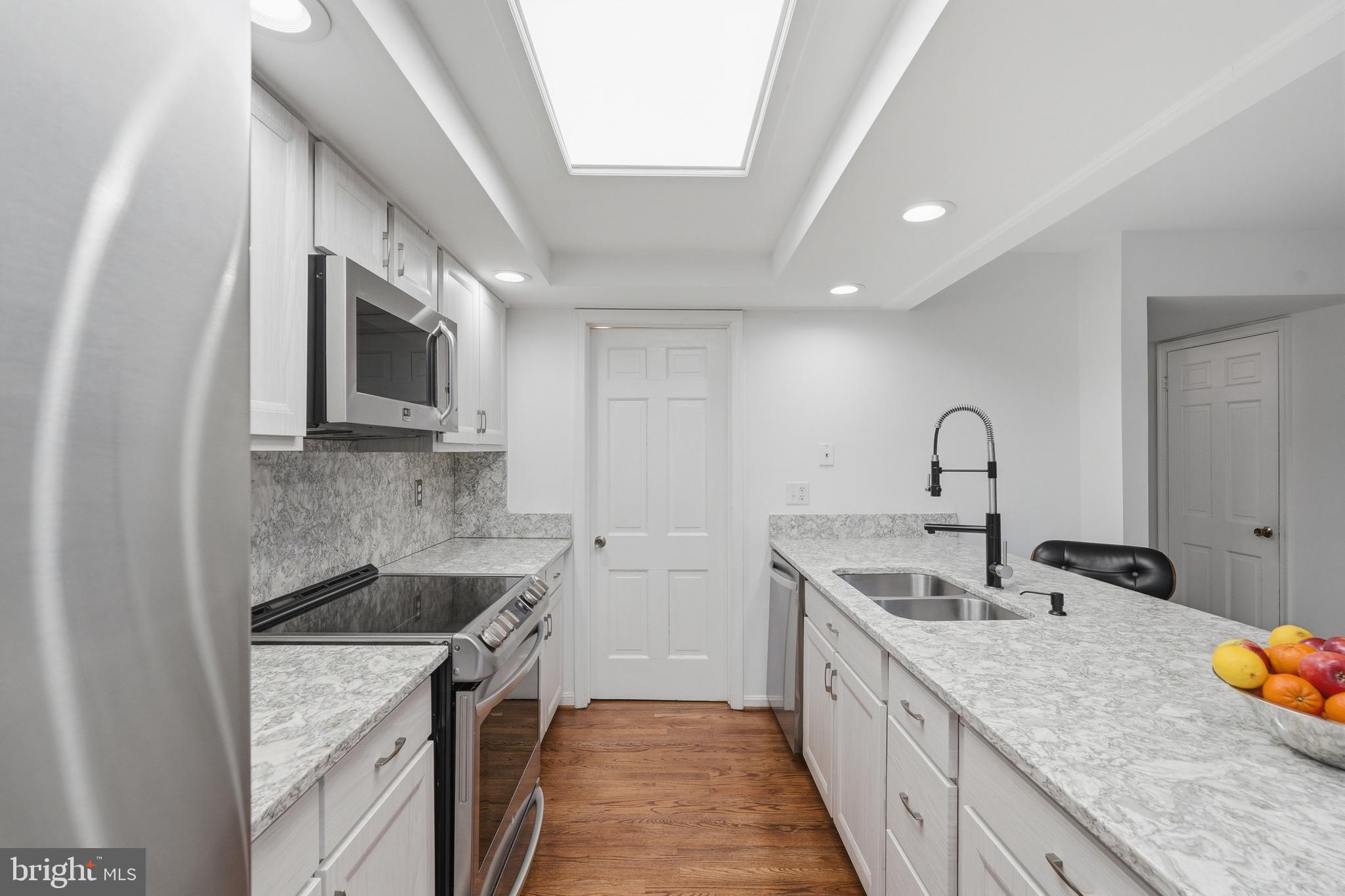 GEORGETOWN HOUSES - Residential