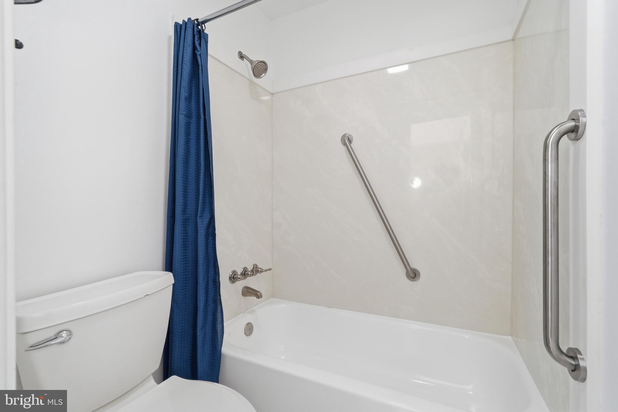 GEORGETOWN HOUSES - Residential