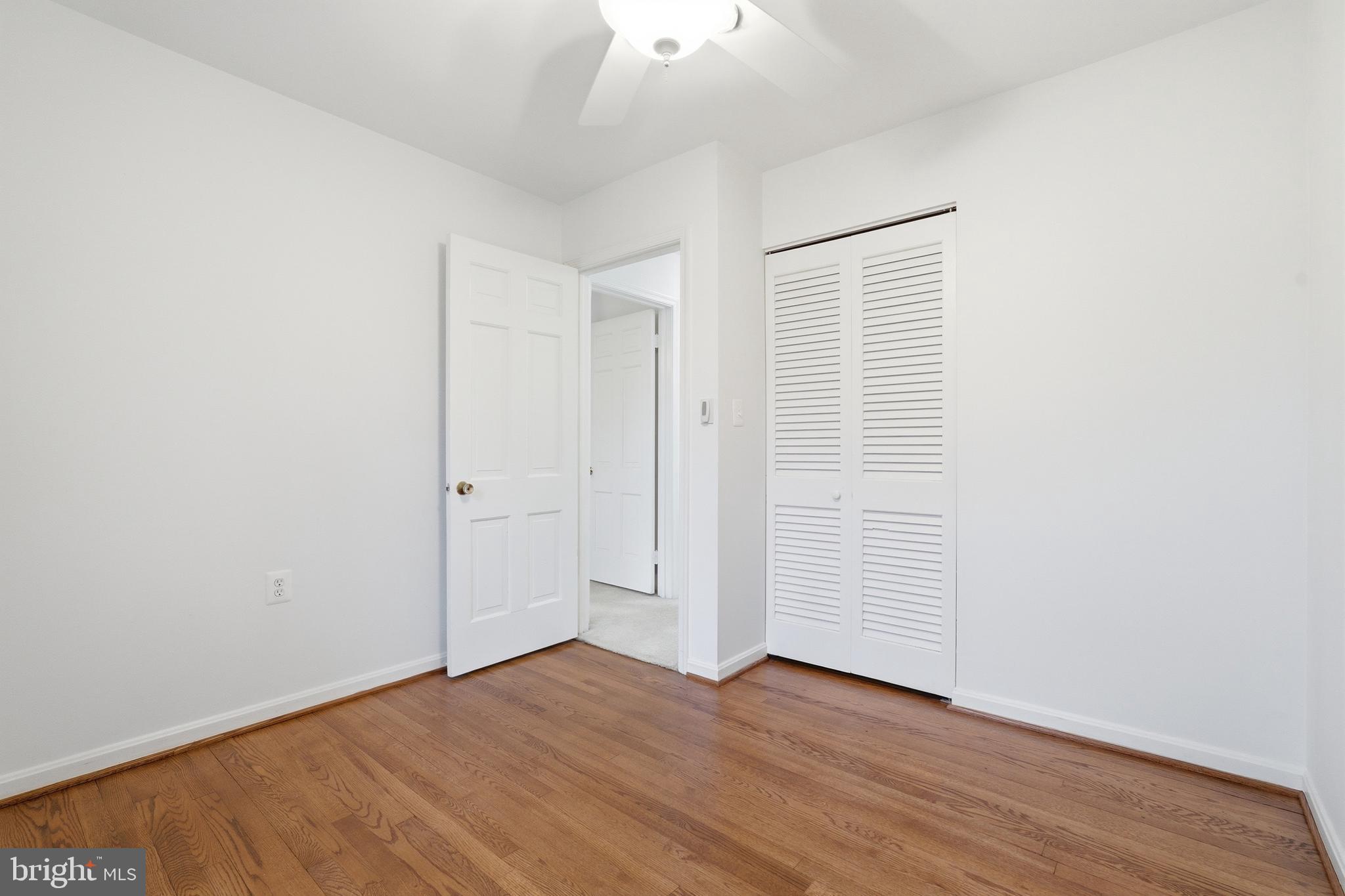 GEORGETOWN HOUSES - Residential