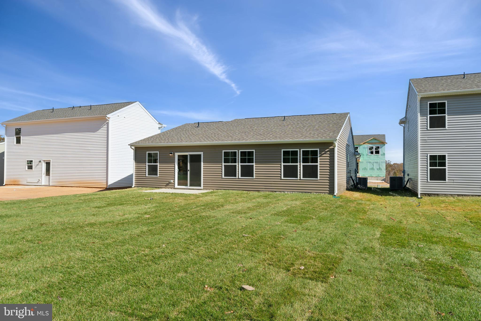 STONE SPRING - Residential