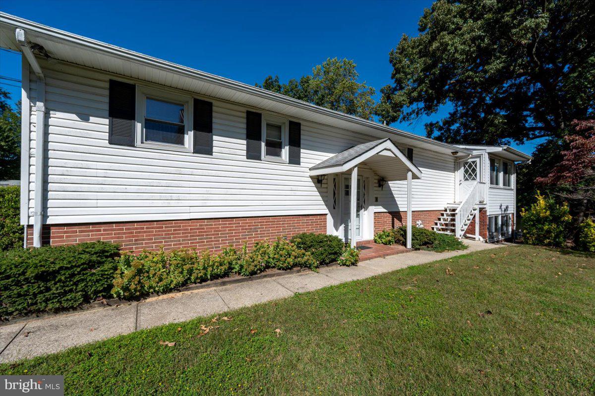 1872 CEDAR ROAD