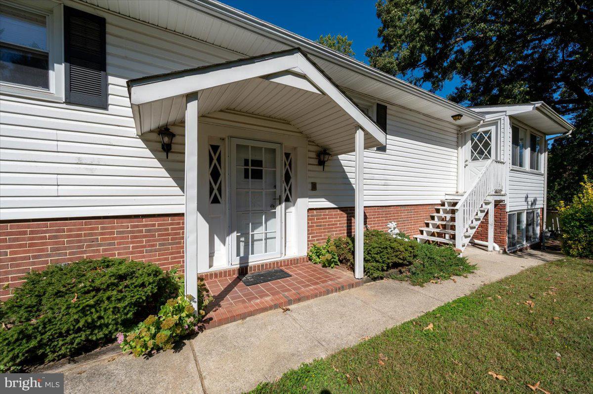 1872 CEDAR ROAD
