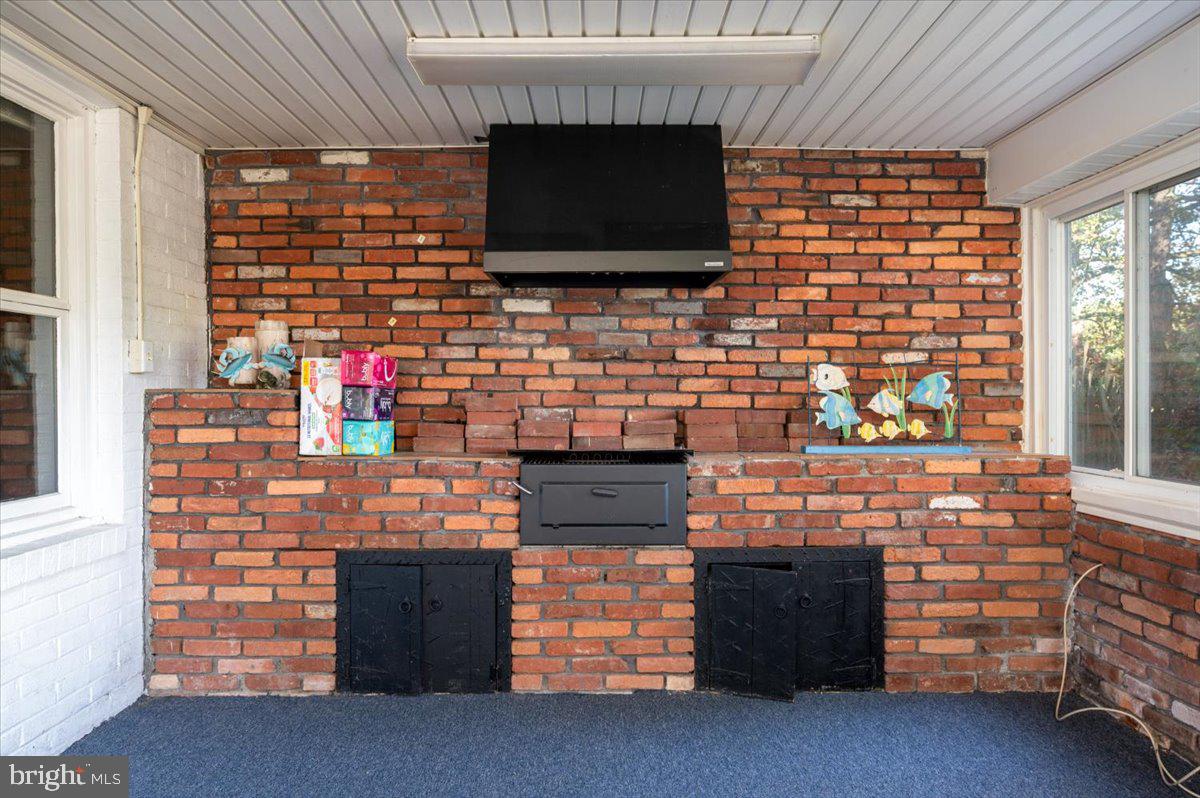 POPLAR RIDGE - Residential