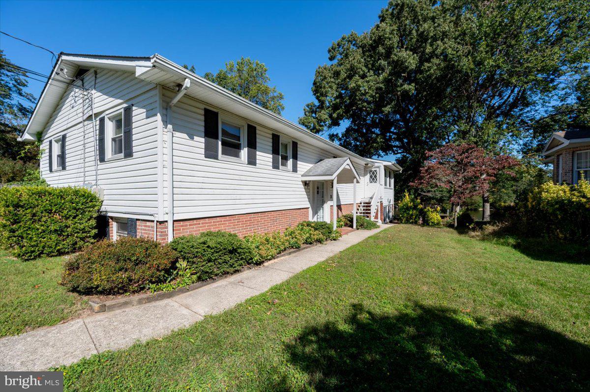 1872 CEDAR ROAD