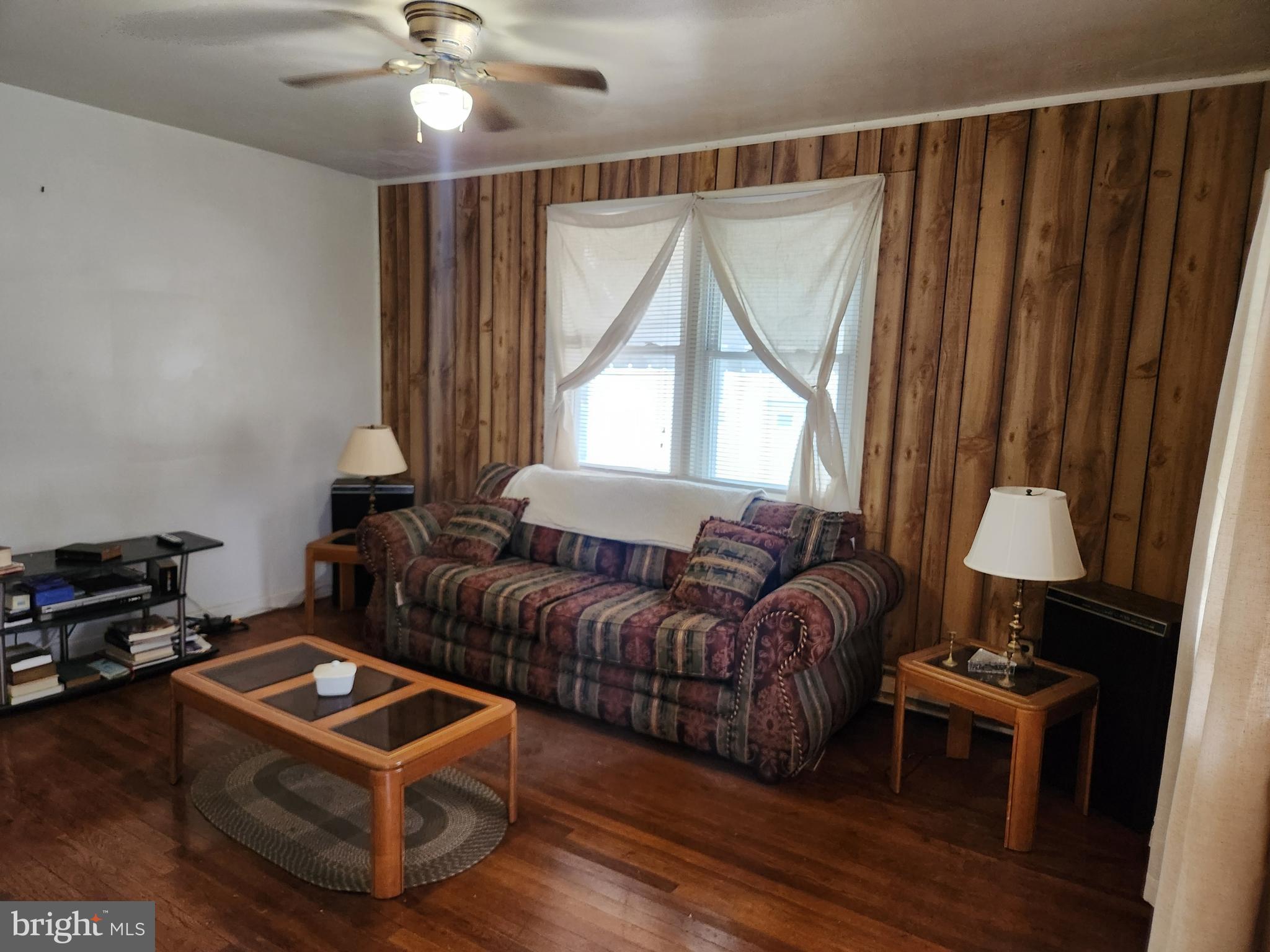 CHAPEL OAKS - Residential