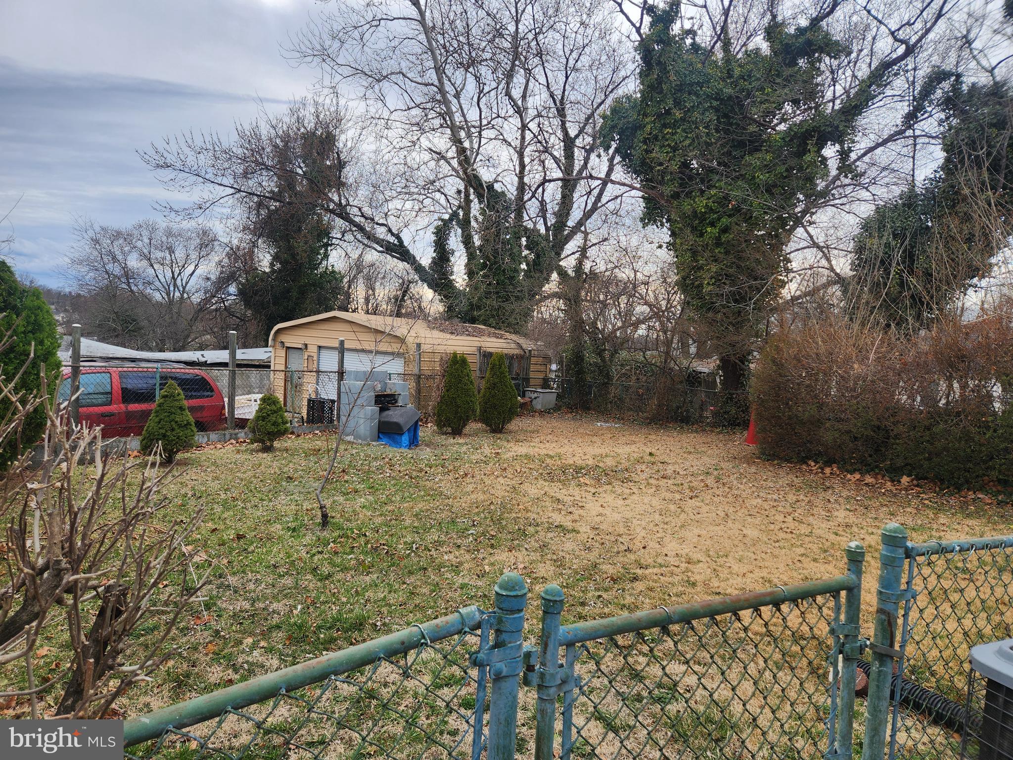 CHAPEL OAKS - Residential