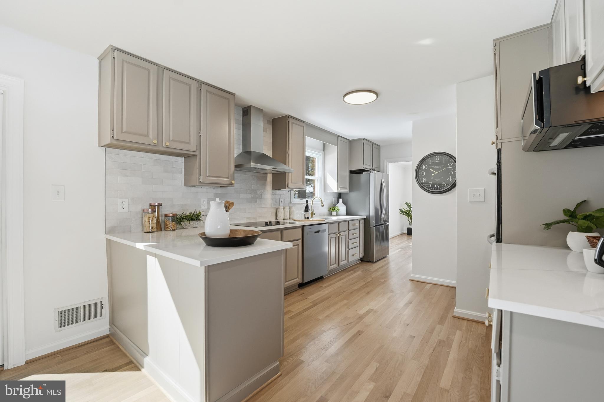 ORANGE HUNT ESTATES - Residential