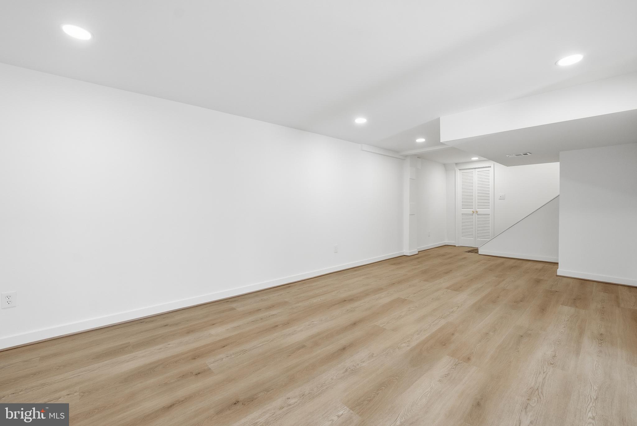 ORANGE HUNT ESTATES - Residential