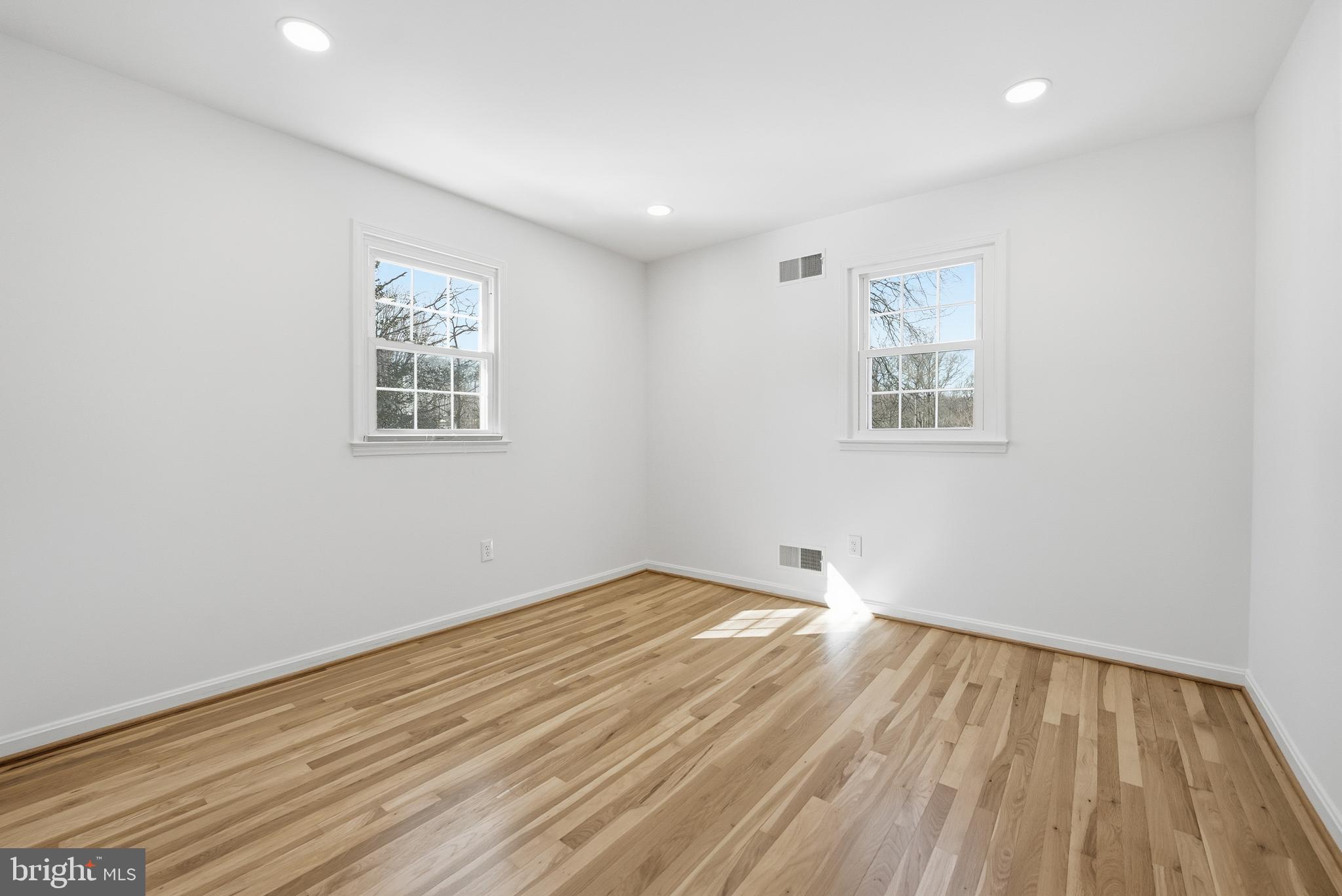 ORANGE HUNT ESTATES - Residential