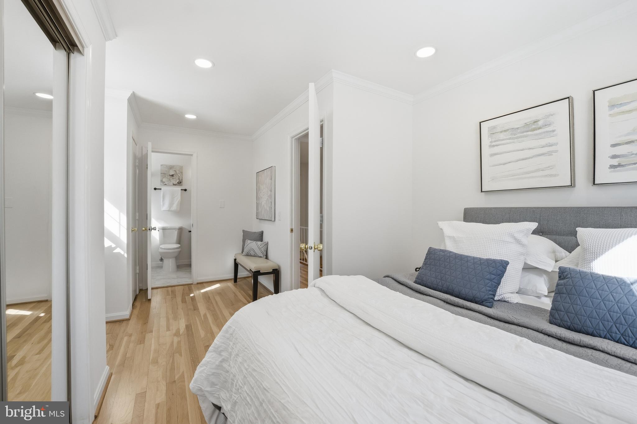 ORANGE HUNT ESTATES - Residential