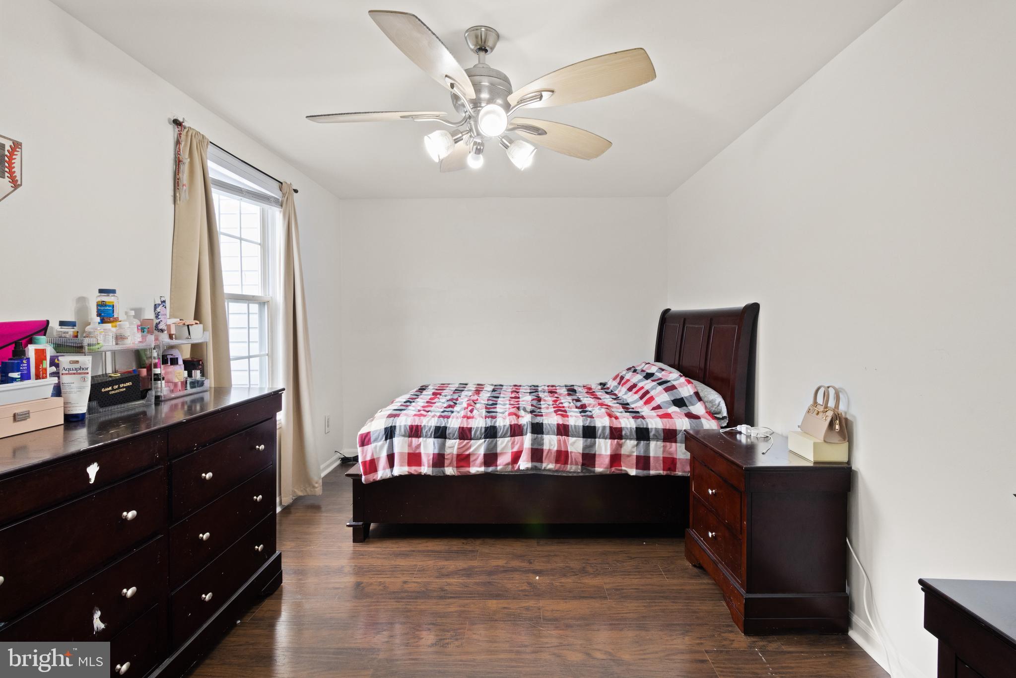 LIBERTY PLACE - Residential