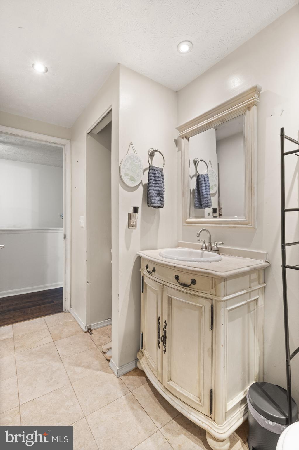 LIBERTY PLACE - Residential