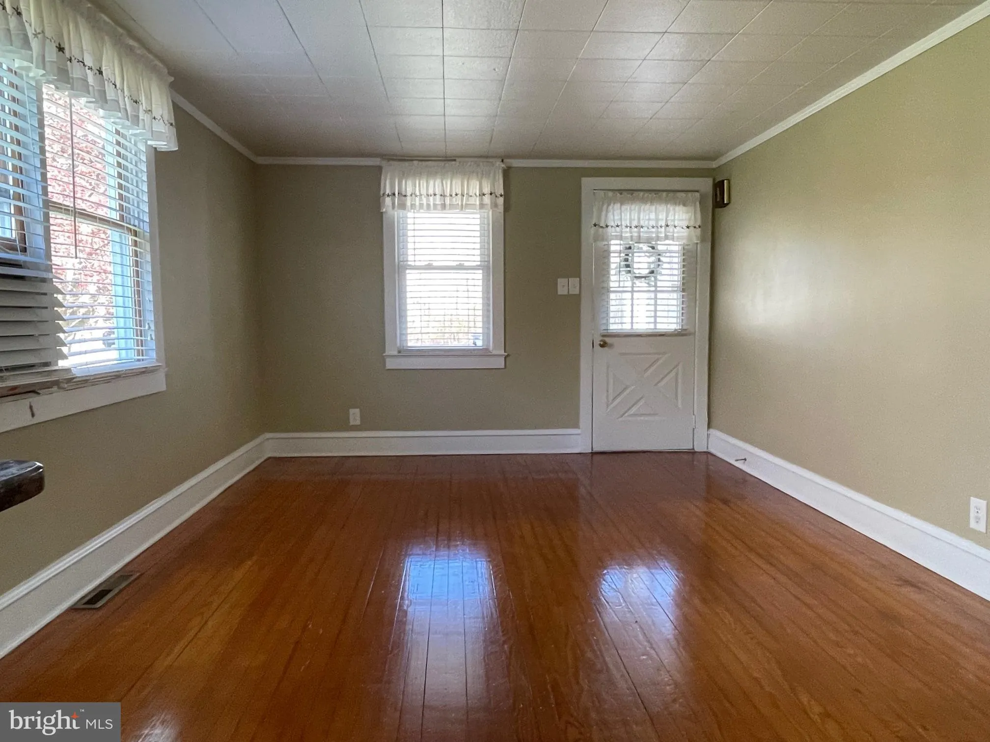 Carneys Point, New Jersey 08069, United States, 2 Bedrooms Bedrooms, ,1 BathroomBathrooms,Residential,Pending,112464