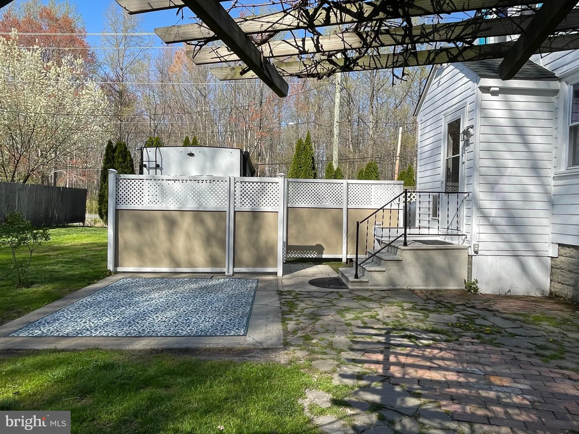 Carneys Point, New Jersey 08069, United States, 2 Bedrooms Bedrooms, ,1 BathroomBathrooms,Residential,Pending,112464