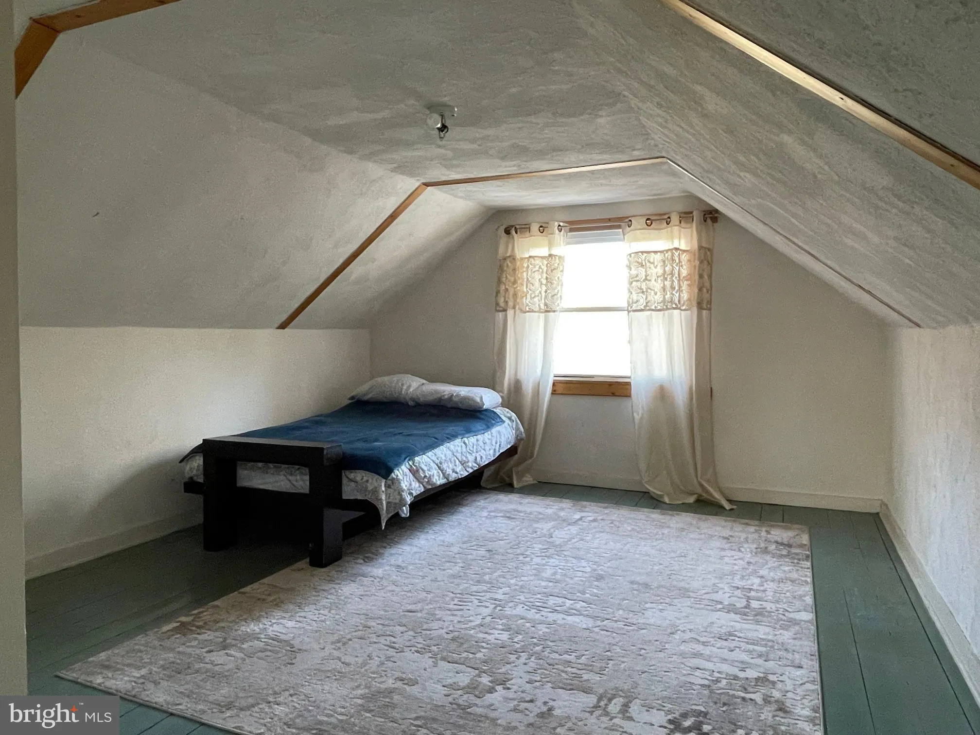 Carneys Point, New Jersey 08069, United States, 2 Bedrooms Bedrooms, ,1 BathroomBathrooms,Residential,Pending,112464