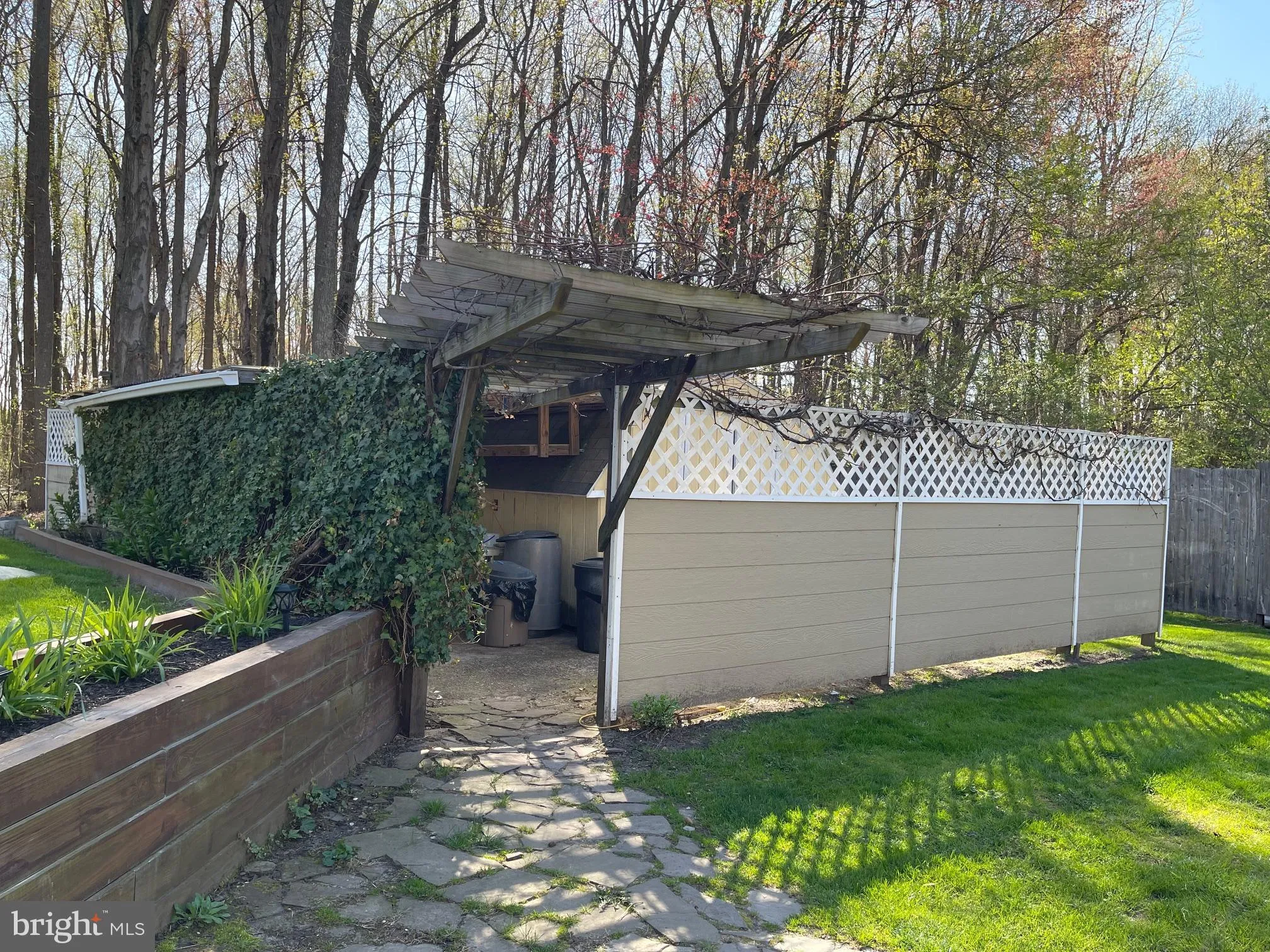 Carneys Point, New Jersey 08069, United States, 2 Bedrooms Bedrooms, ,1 BathroomBathrooms,Residential,Pending,112464