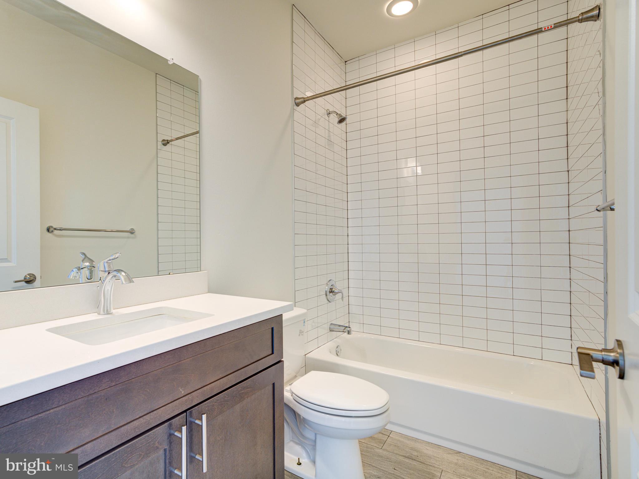 FISHTOWN - Residential Lease