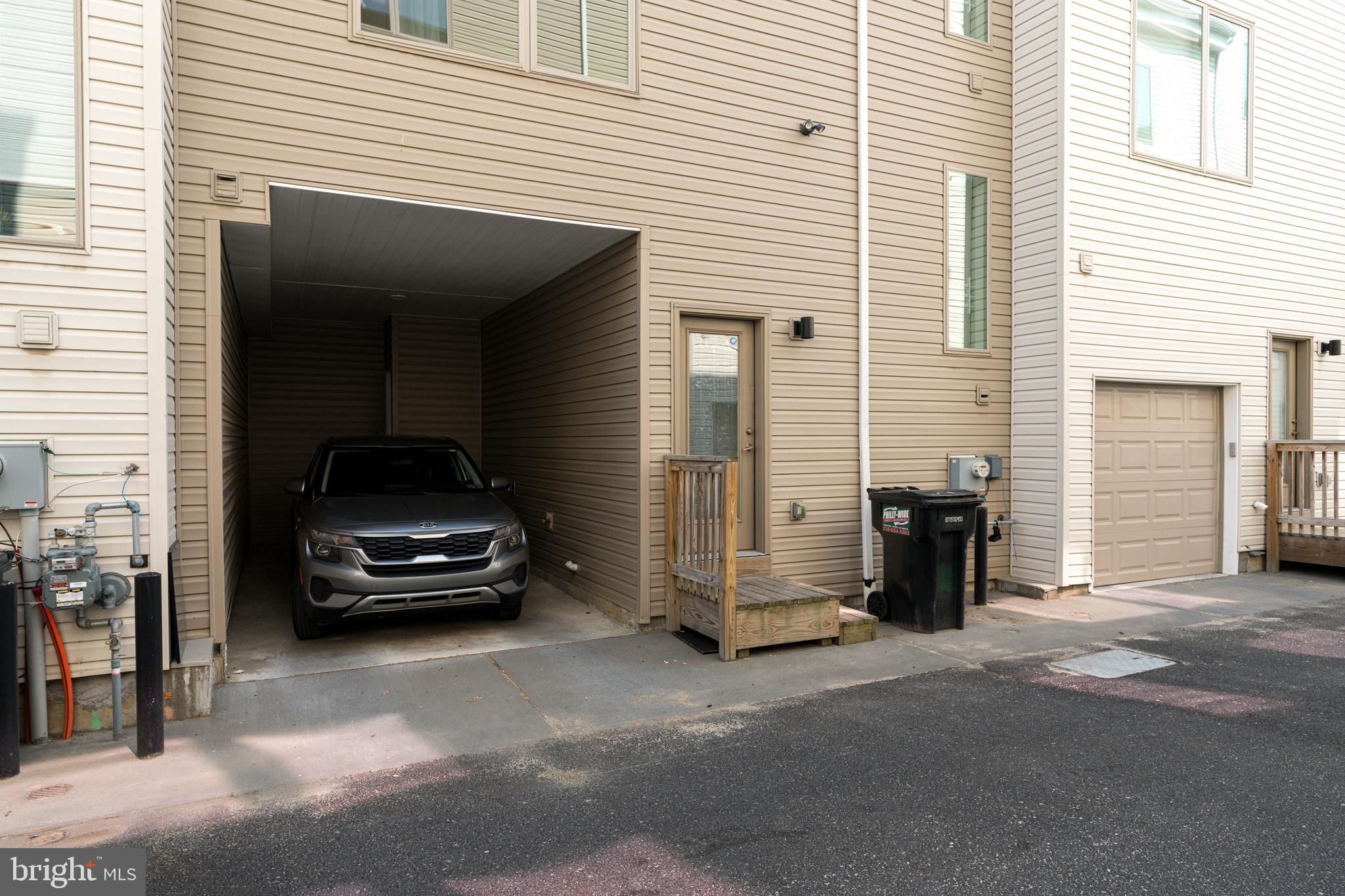 FISHTOWN - Residential Lease