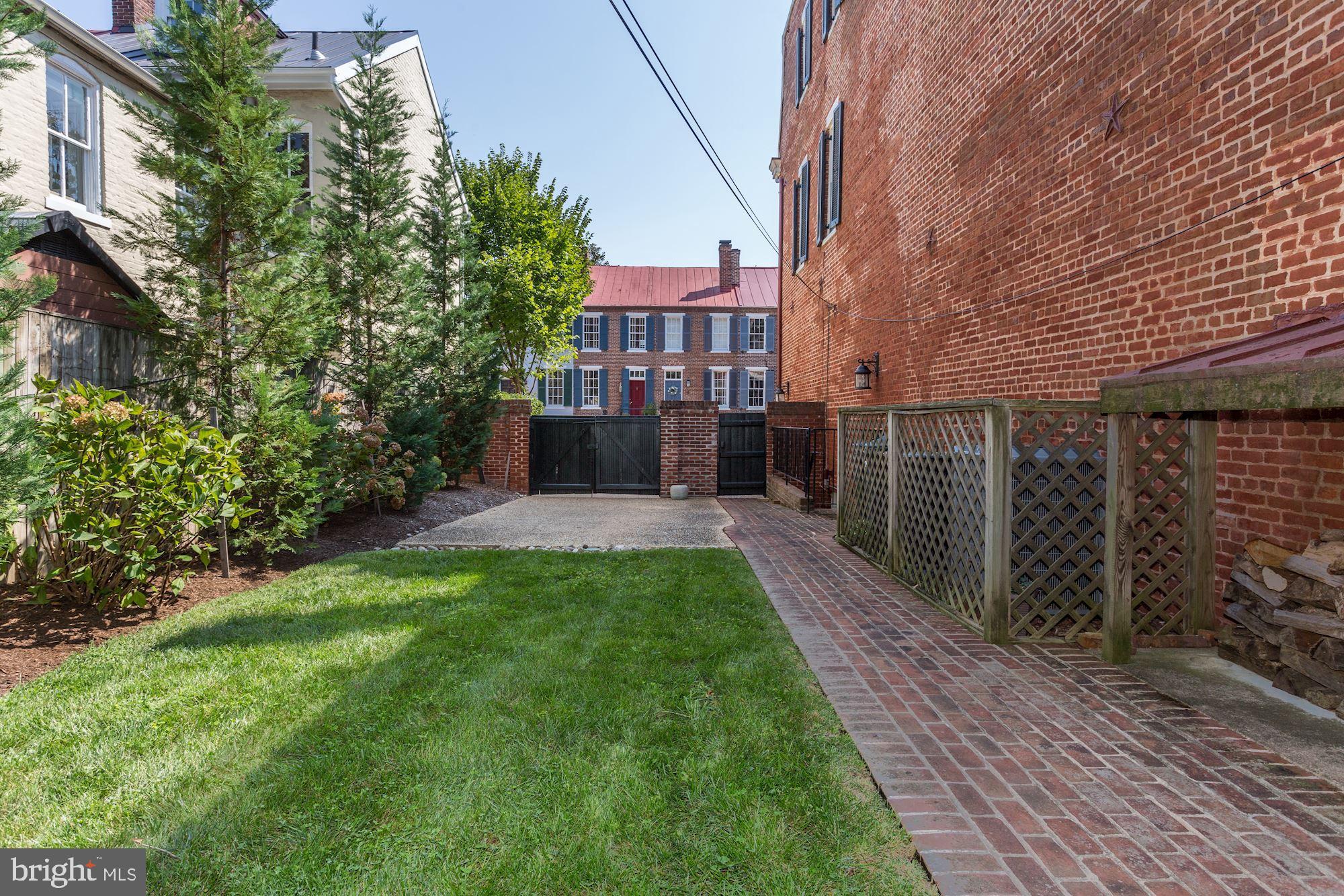 OLD TOWN SE QUADRANT - Residential