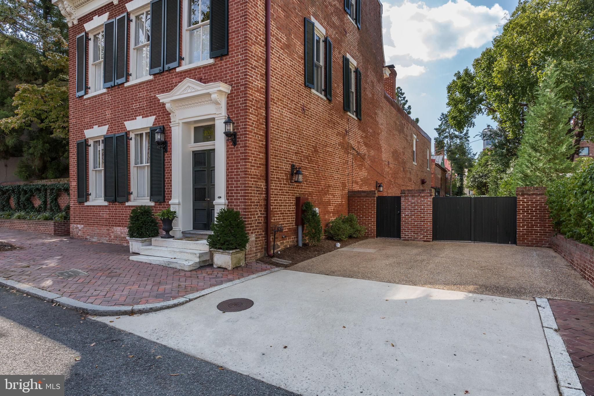 OLD TOWN SE QUADRANT - Residential