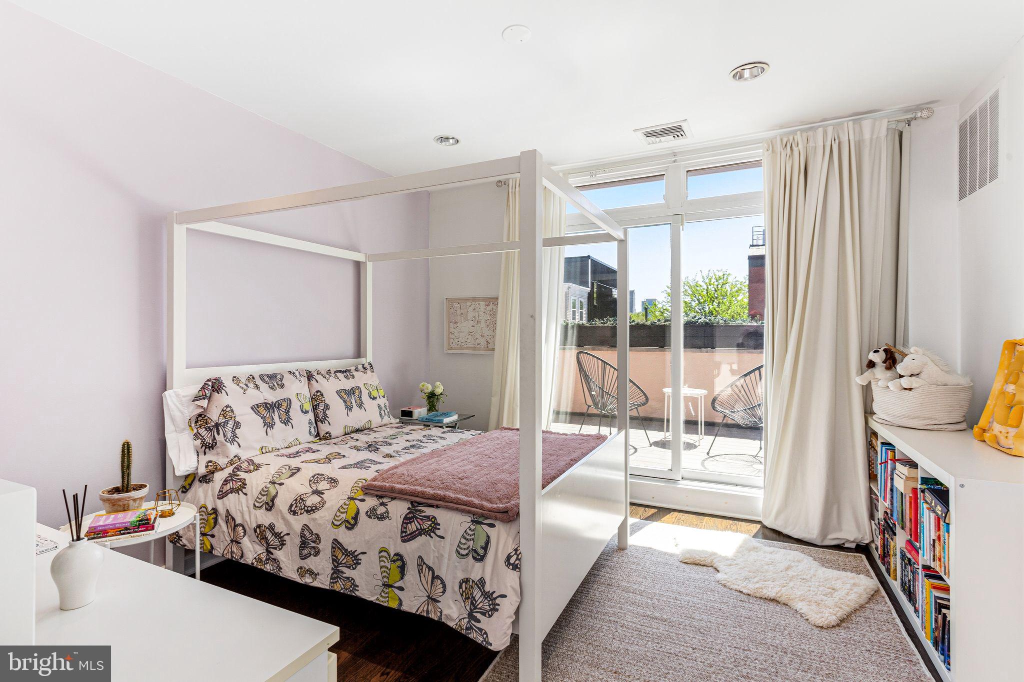 FAIRMOUNT - Residential
