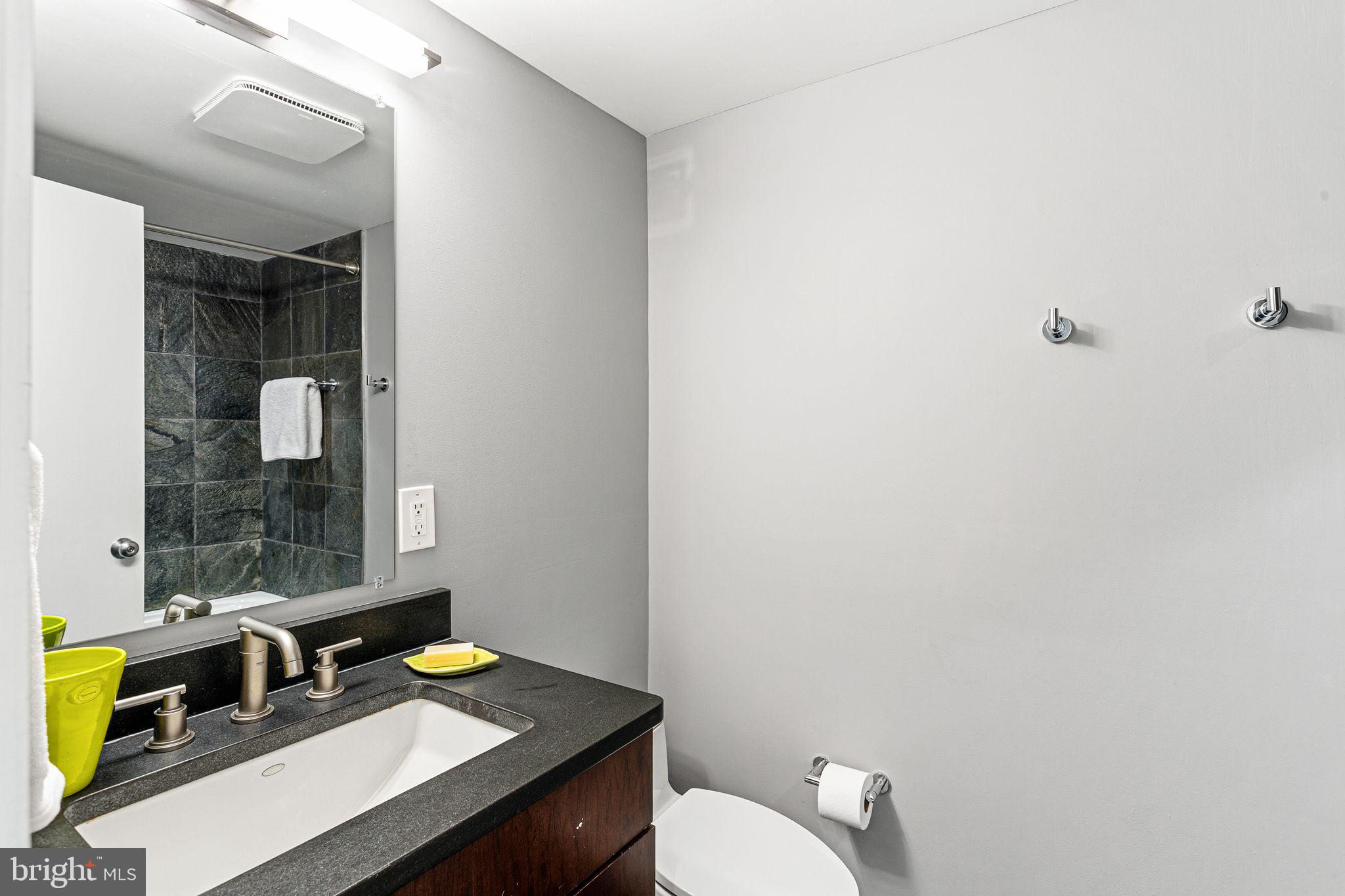 FAIRMOUNT - Residential