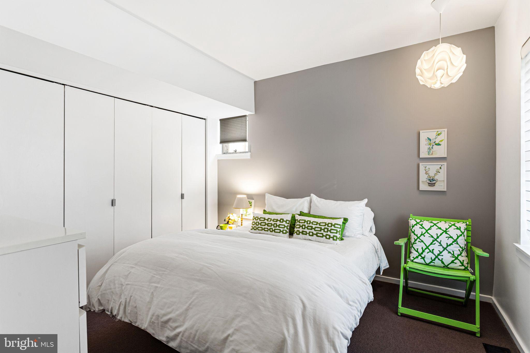 FAIRMOUNT - Residential