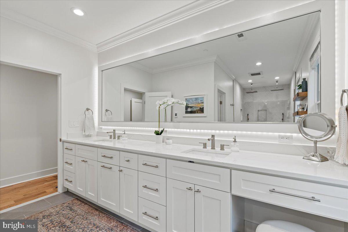 BREWERS HILL - Residential