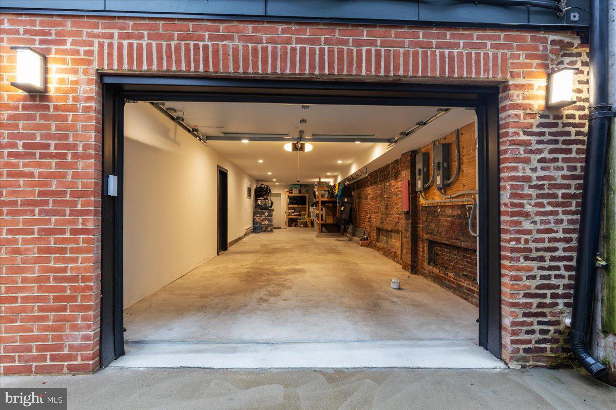 BREWERS HILL - Residential