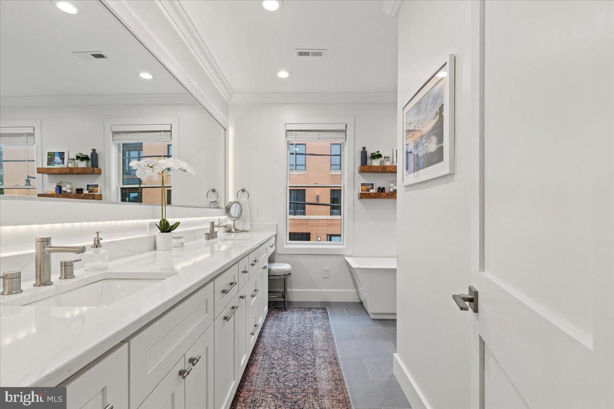 BREWERS HILL - Residential