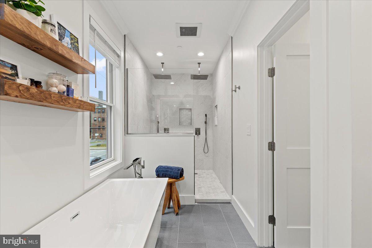 BREWERS HILL - Residential