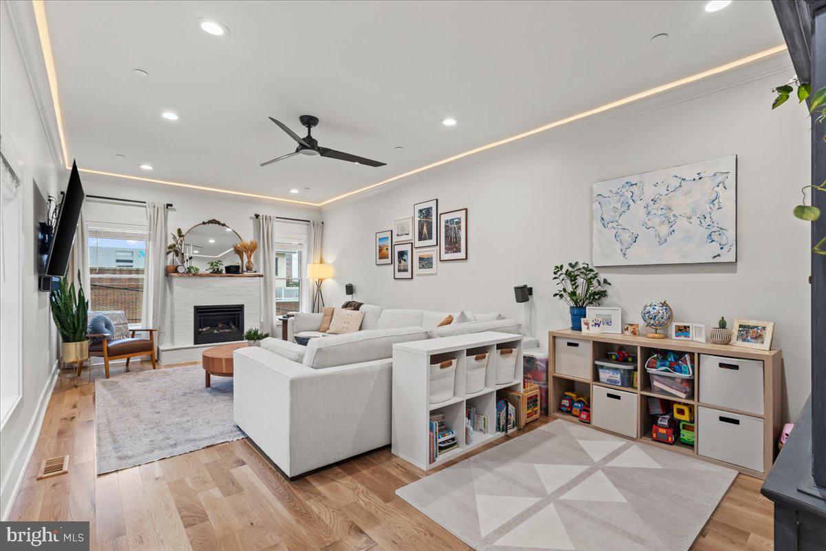 BREWERS HILL - Residential