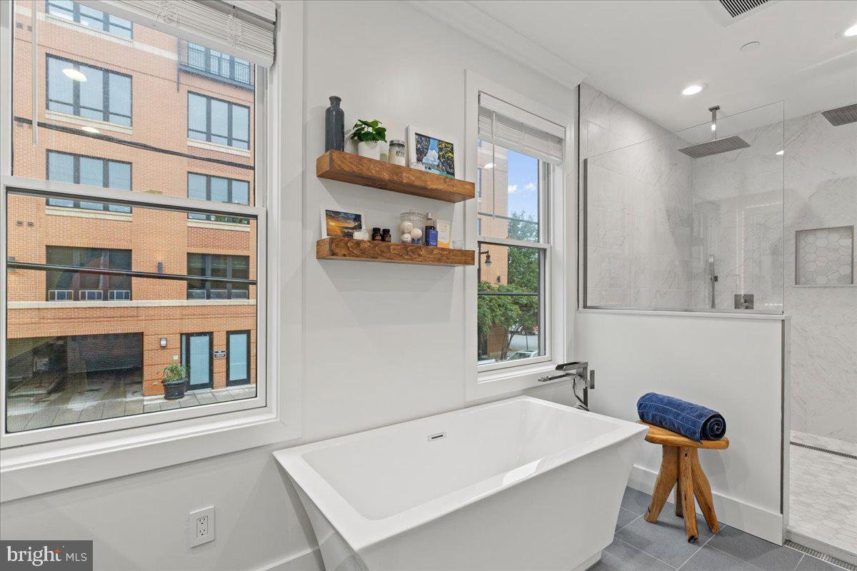 BREWERS HILL - Residential