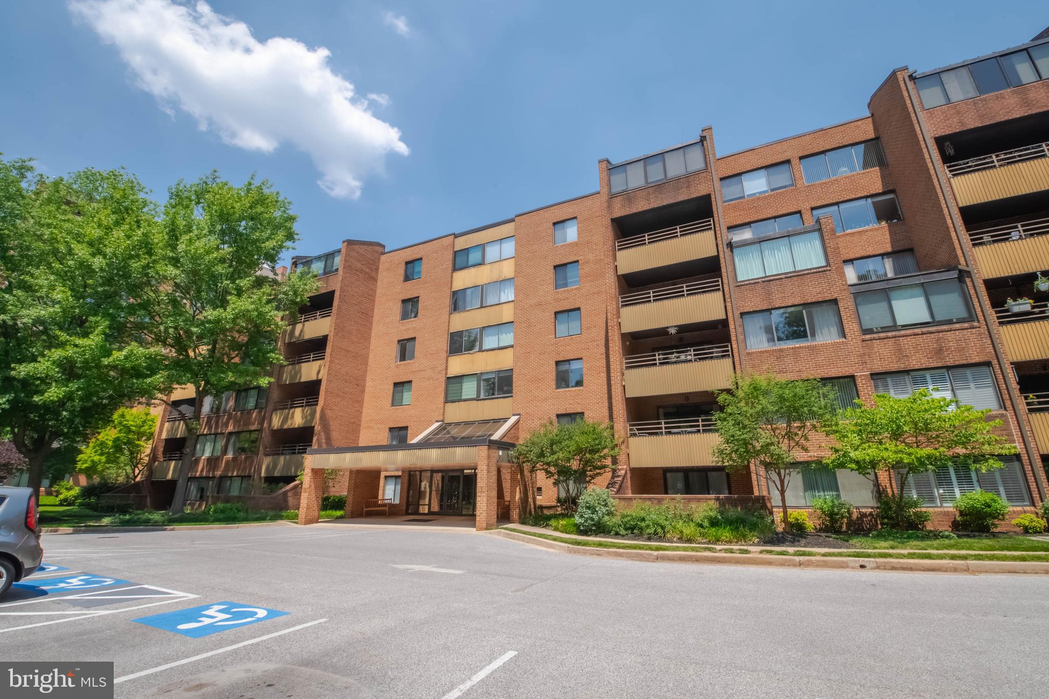 TOWSONGATE - Residential