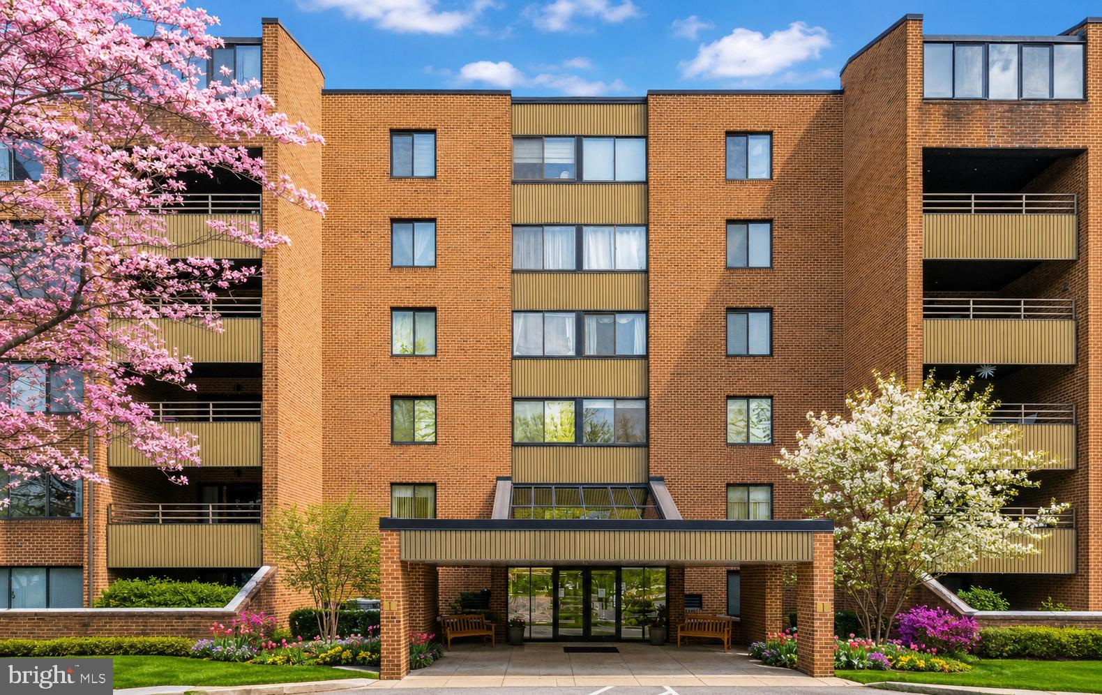 TOWSONGATE - Residential