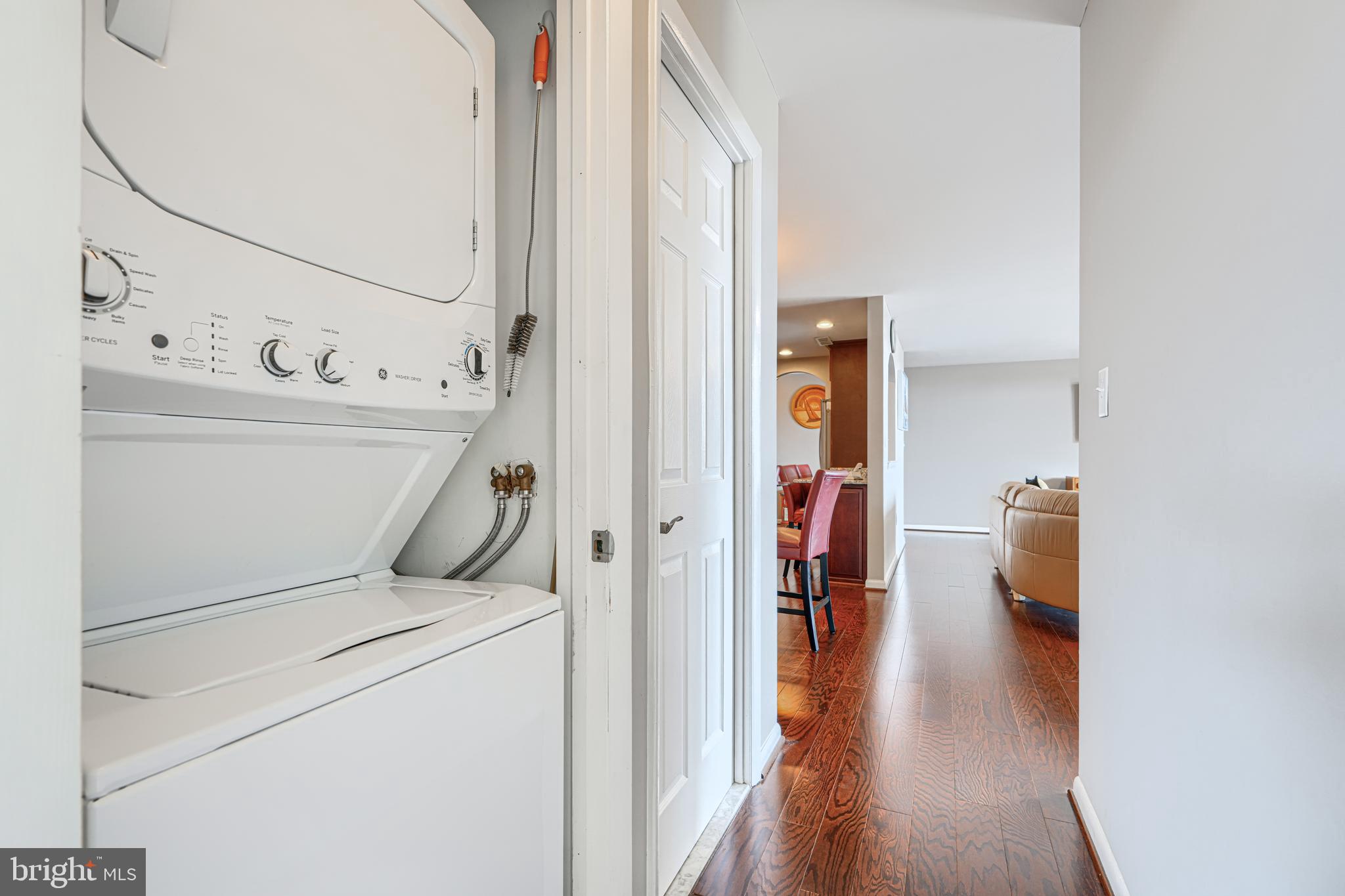 DULANEY TOWERS - Residential