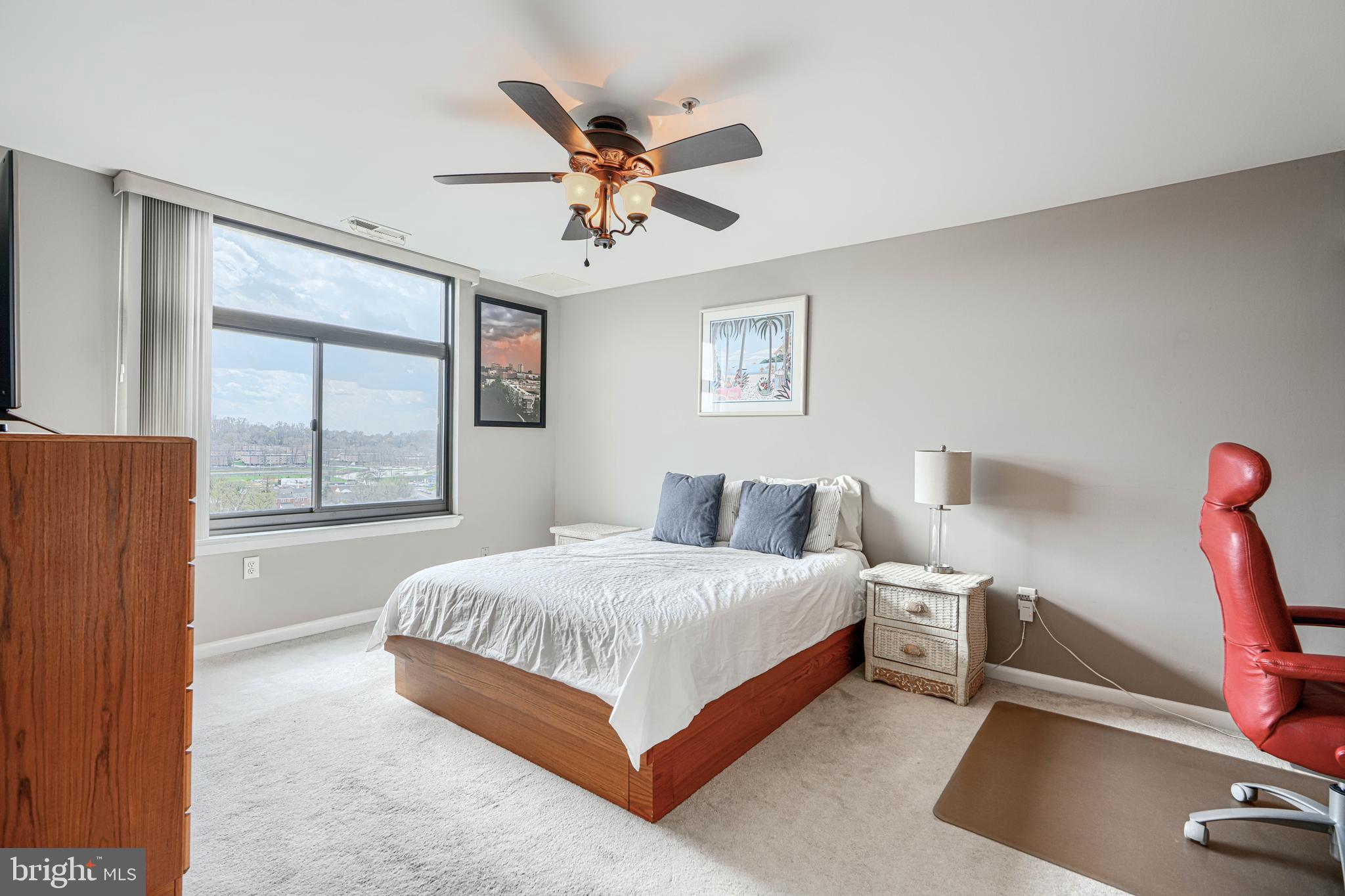 DULANEY TOWERS - Residential