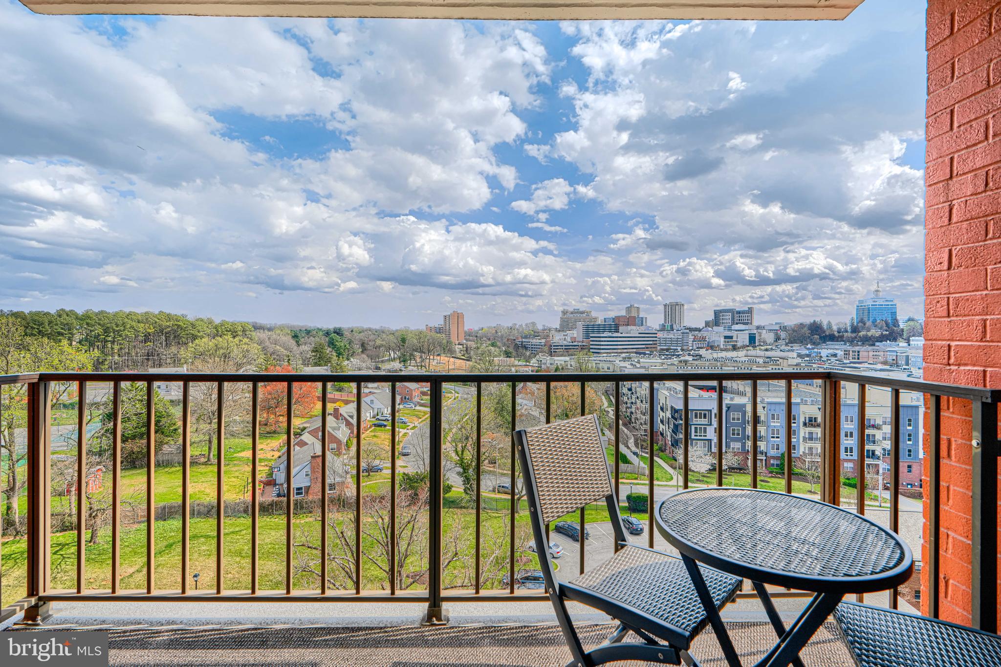 DULANEY TOWERS - Residential