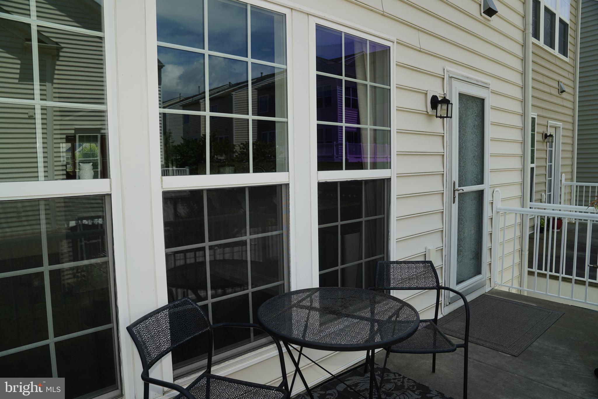 EAST GATE - Residential