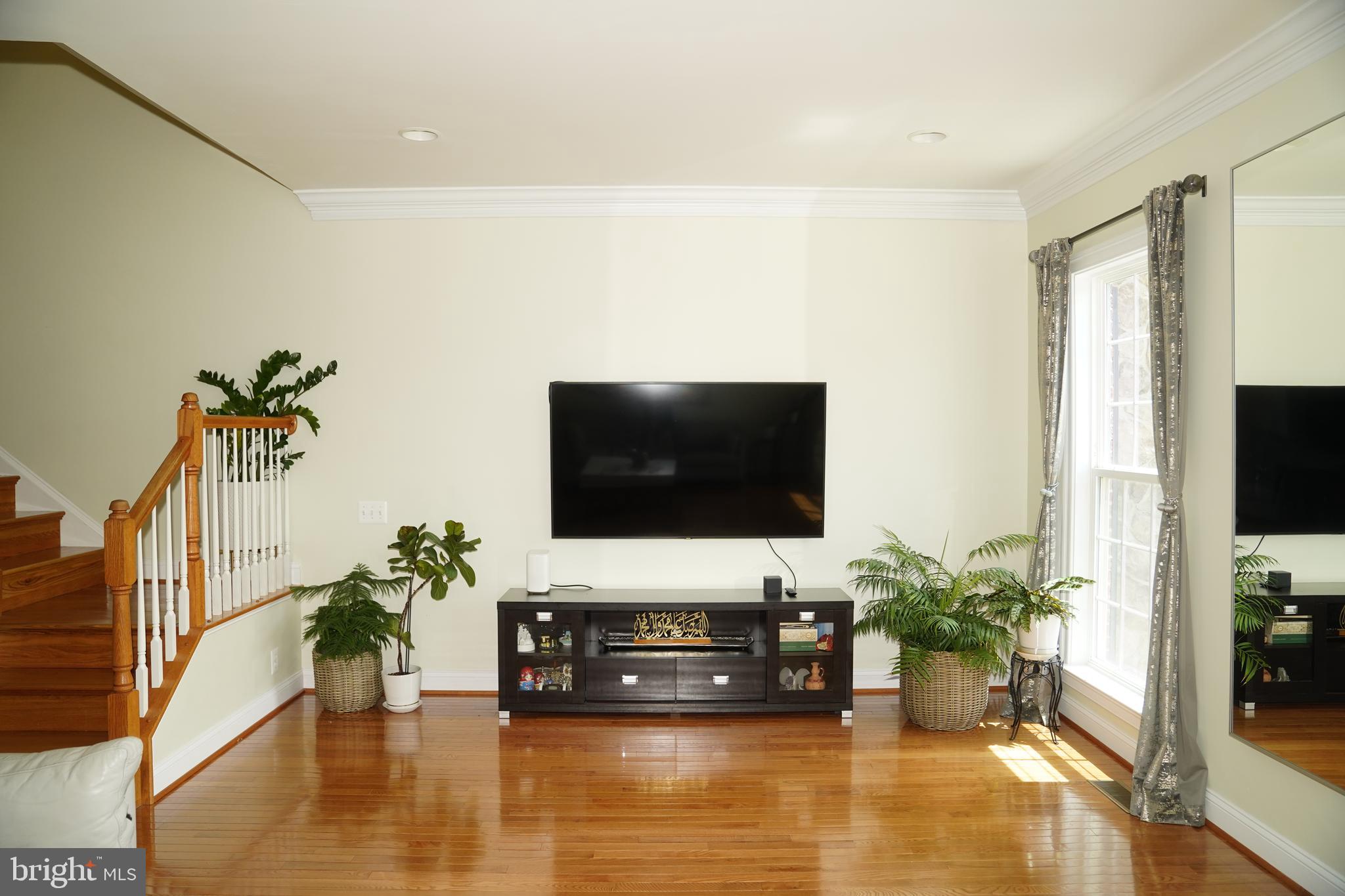 EAST GATE - Residential