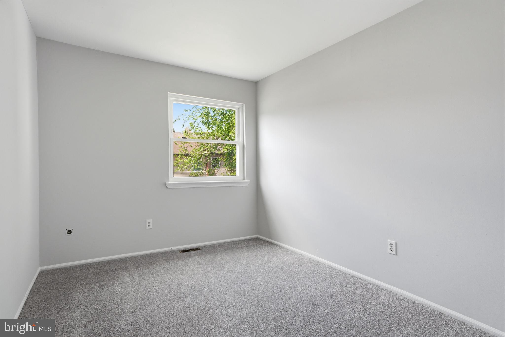 HOLLYBROOKE - Residential