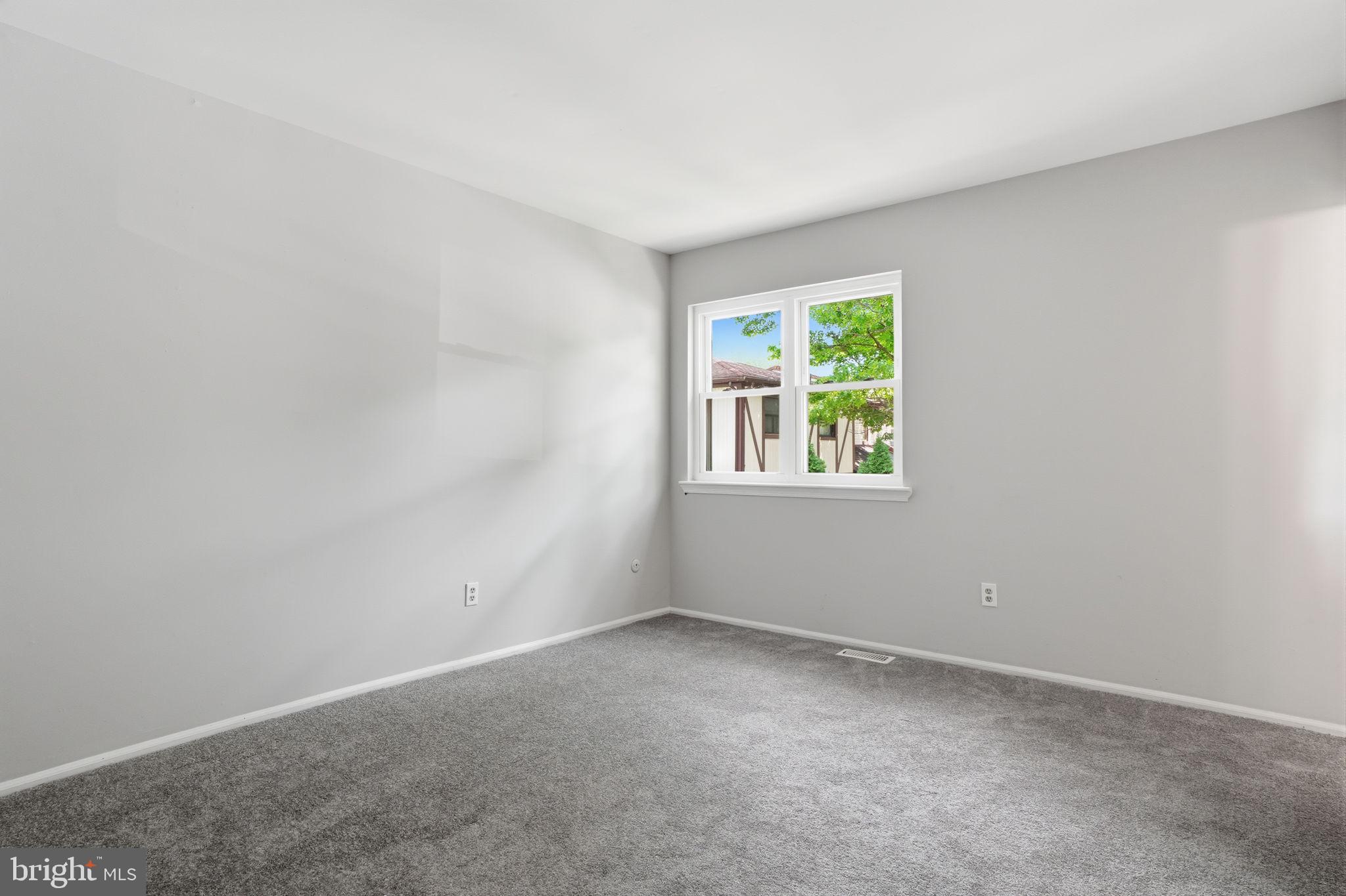 HOLLYBROOKE - Residential
