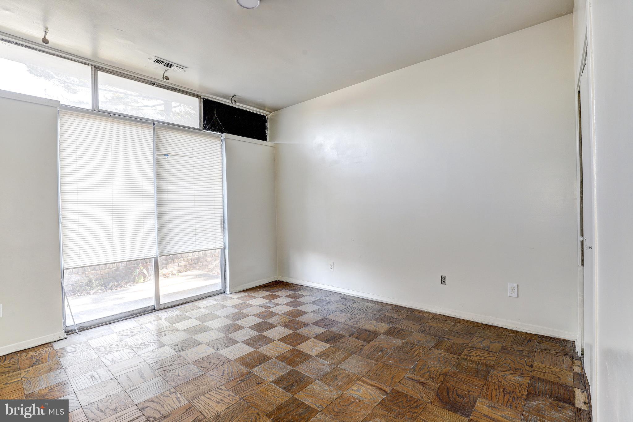 PARK HEIGHTS - Residential