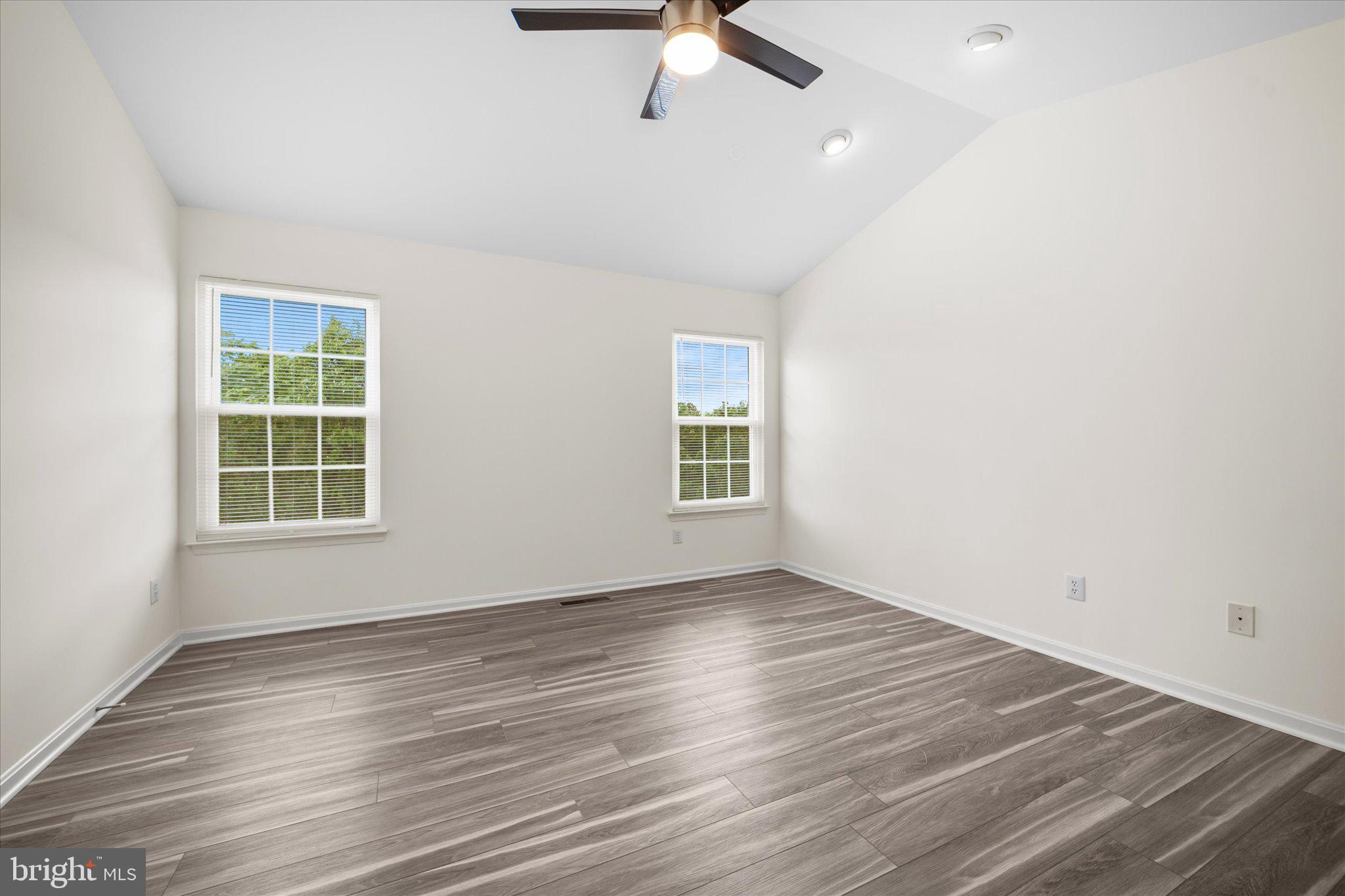 CENTRE RIDGE - Residential Lease